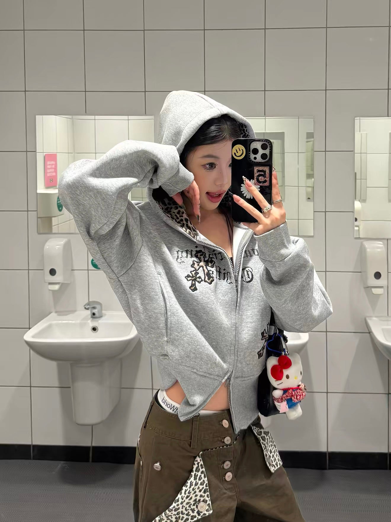 [Pre-order] Koiisle Leopard Print Hooded Jacket
